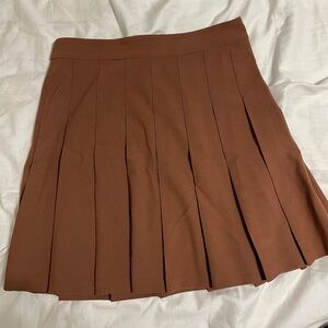 Aritzia Mini Skirt Size 6